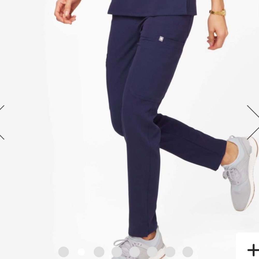 Figs Yola skinny scrub pants